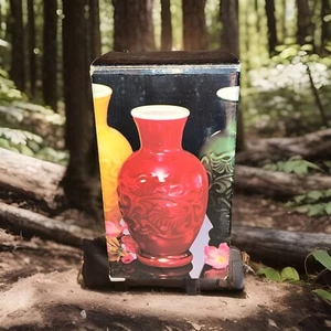 Vintage Avon 1981 Spring Bouquet Fragranced Vase Oriental Red 6.5" - Picture 1 of 10