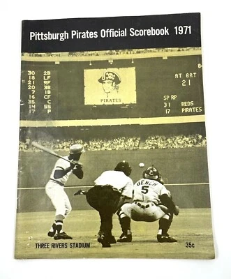 Pittsburgh Pirates Official 1971 Scorebook Program - Chicago -  Bing Crosby  - Image 1 of 4
