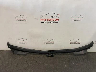 1991 EAGLE TALON COWL VENT WINDSHIELD WIPER SCREEN TRIM PANEL COVER MOLDING Foto 1 de 4