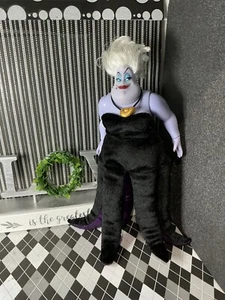 Disney Store Ursula SINGS Puppe The Little Mermaid Villain FUNKTIONIERT SUPER, mit NECkLaCe - Bild 1 von 8