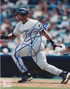 Foto firmada de Frank Thomas Salón de la Fama de los Medias Blancas de Chicago 8x10 con certificado de autenticidad - Imagen 1 de 1