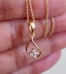 Real Moissanite 1Ct Round Cut Women's Beauty Pendant 14K Yellow Gold Plated - Picture 1 of 6