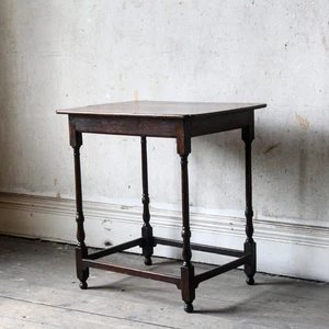Antique rare late 17th century elegant oak side table, William and Mary, country - Picture 1 of 10