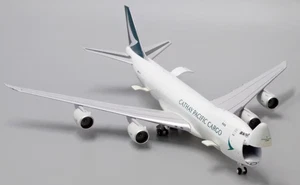 JC Wings 1:400 Cathay Pacific Cargo Aircraft  B747-8F B-LJB Alloy Model - Picture 1 of 7