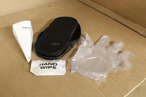 83292158849 Branded oil carry bag New genuine Mini merchandise ideal gift - Picture 1 of 3