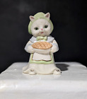 Lenox Bone China Gather & Share Figurine, Thanksgiving Pilgrim Cat Holding Pie