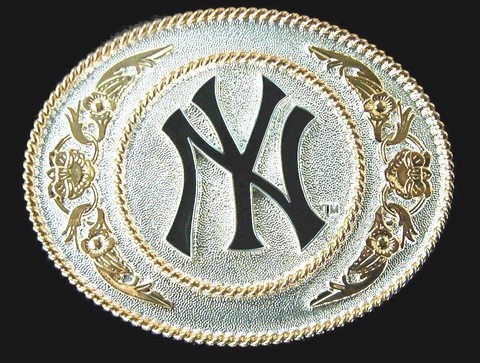 New York Yankees Large Two Toned Metal Belt Buckle MLB Licensed Baseball Cover