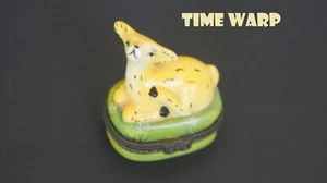 VTG DEER PILL BOX/TRINKET BOX - Picture 1 of 4