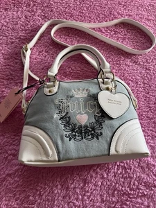 Schöne Juicy Couture Denim Heritage Umhängetasche rosa Herz mit kostenlosem Geschenk - Bild 1 von 18