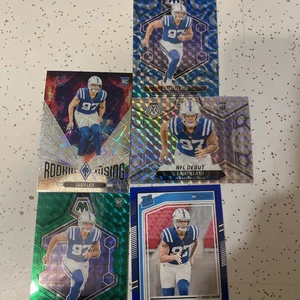 Laiatu Latu Rookie Card Lot!! 5 Rookie Karten der Colts Star Defensive End! - Bild 1 von 6