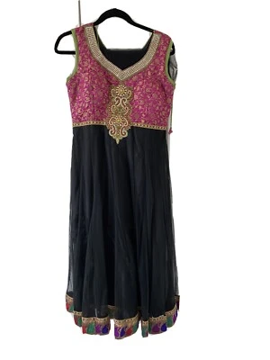 bollywood salwar kameez negro y rosa Foto 1 de 4