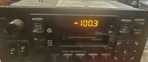 Vintage Chrysler AM/FM Cassette Player Stereo OEM Factory Radio P4704302 - Picture 1 of 5
