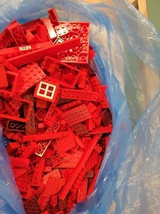 4 Lbs Red Legos Assorted Pieces - Picture 1 of 3