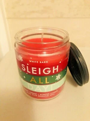 Bath & Body Works MERRY COOKIE CANDLE Single Wick Scented Candle 7 Oz - Image 1 of 4