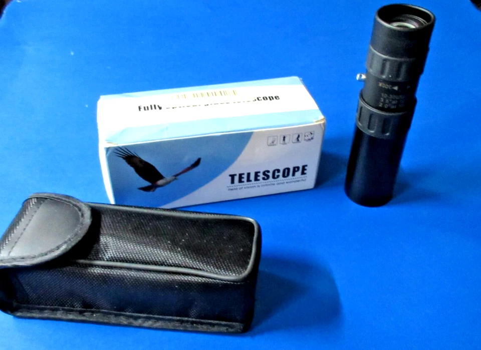 Monocular Zoom Rubber Armored Telescope for Hunting / Camping 10-300X 40MM - Image 1 of 4