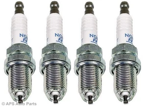 4x Fits Mercedes-Benz C200 C230 CLK A208 E-Class W210 NGK Spark Plugs BKUR6ET-10 - Picture 1 of 2