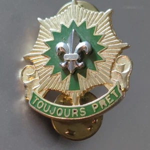 Toujours Pret 2nd Cavalry Regiment Pin Metal Gold Tone Vintage - Picture 1 of 6