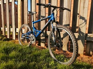 Cannondale Jekyll 400 - medium frame full suspension mountain bike - US made - Picture 1 of 8
