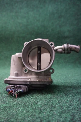 Toyota Scion TC 2013 2,5 L (manual) carrocería del acelerador OEM 2203036010 Foto 1 de 4