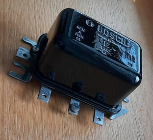 6V LM-Regler RS/UD 140/6/6 35Amp Bosch Mercedes W120 W121 Renault Citroen Jeep - Picture 1 of 12