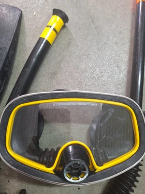 Vintage Pacifica Aqua Lung Diver Mask, Snorkels, & Jet Fins. - Image 1 of 4