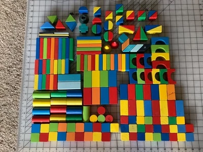 Lote de 190 FORMAS DE MADERA Bloques de Construcción de Colores JUGUETES de Madera para Niños Artesanía Foto 1 de 4