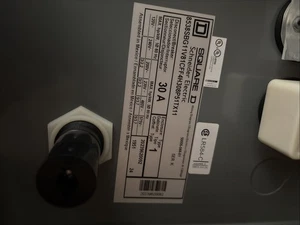 Square D Size 0  30 Amp Combination Starter 8538SBG11V81CFF4H308P51TX11 - Picture 1 of 5