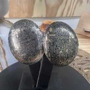 Vintage Ohrringe Damen Leichtmetall Oval Western Coastal Cowgirl Gravur - Bild 1 von 7