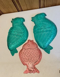 Tropical Parrots & Fish Plastic Plate Platter Serving Tray Dish Set of 3 F1 - Picture 1 of 21