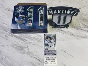 Edgar Martinez Replica #11 Number Retirement Plaque with stand Seattle Mariners - Picture 1 of 6