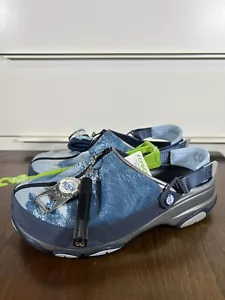 Zoccolo Busch Beer Crocs Classic All Terrain M10/W12 con apri torcia Coozie NUOVO - Foto 1 di 6