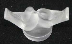 VINTAGE LALIQUE FRENCH FROSTED ART GLASS LOVE BIRDS PAPERWEIGHT, 2 7/8THS IN - Picture 1 of 4