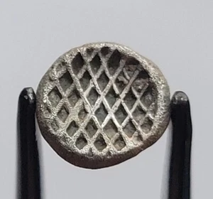 ANTICO GRECO Troas Dardanos 450 a.C. - Obol Argento AR Portello Croce Gallo RARO EF - Foto 1 di 5