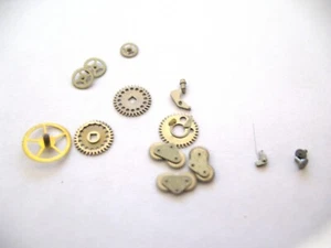 MOVADO 531,536,538 KINGMATIC ASSORTED MOVEMENT PARTS - Picture 1 of 10