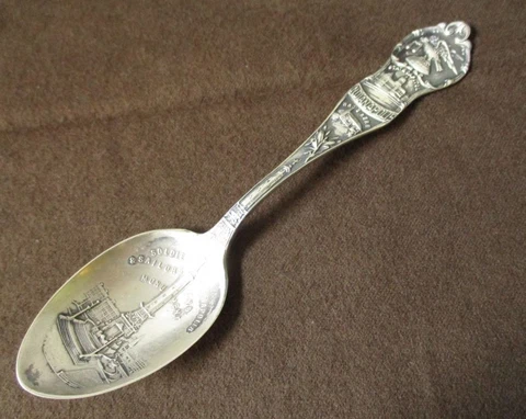 Antique Sterling Silver Spoon Indianapolis Fancy Souvenir Soldiers & Sailors Cover