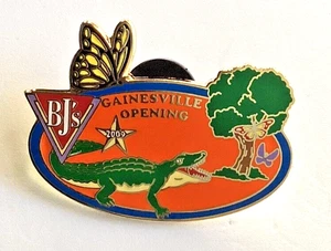 BJS Restaurant Employee Advertising Grand Opening Gainesville FL 2009 Lapel Pin - Picture 1 of 3
