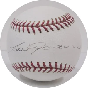 Luis Aparicio Autographed OML Selig Baseball JSA CE31167 - Picture 1 of 3