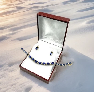 Juego de aretes brazalete tenis Zales oro 10k corte ovalado laboratorio zafiro diamante acento Foto 1 de 4