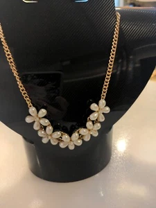 Pearl And Rhinestones In Goldtone Chain Necklace By Forever 21 - Picture 1 of 12