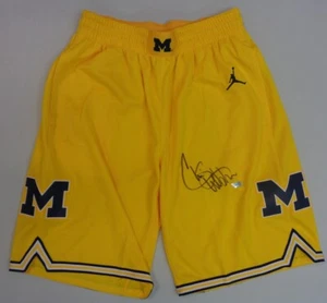 Chris Webber Michigan Wolverines Autographed Yellow Jordan Brand Shorts - Picture 1 of 1