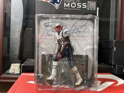 MCFARLANE'S SPORTS PICK FIRMADO RANDY MOSS HOF WR Foto 1 de 4