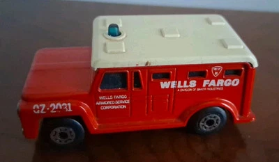 MATCHBOX N.69 ARMORED TRUCK -CAMION BLINDATO - Immagine 1 di 4