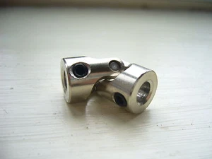 universal joint coupling 5mm to 5mm rc model car SCX10 ROCK CRAWLER etc G15 r - Picture 1 of 5