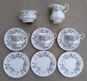 ROYAL ALBERT ""BRIGADOON"" TEIL TEESERVICE AUSWAHL. - Bild 1 von 36