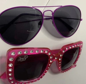 Jojo Siwa Sonnenbrille eckig rosa mit Kunstschmuck extra Paar tropfenförmige Schirme - Bild 1 von 9