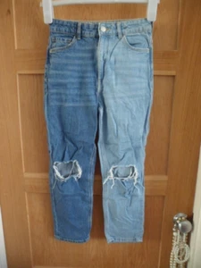 DISTRESSED RIPPED KNEE JEANS PALE DENIM & DARKER LEG UK AGED 9-10 22 L - Picture 1 of 4
