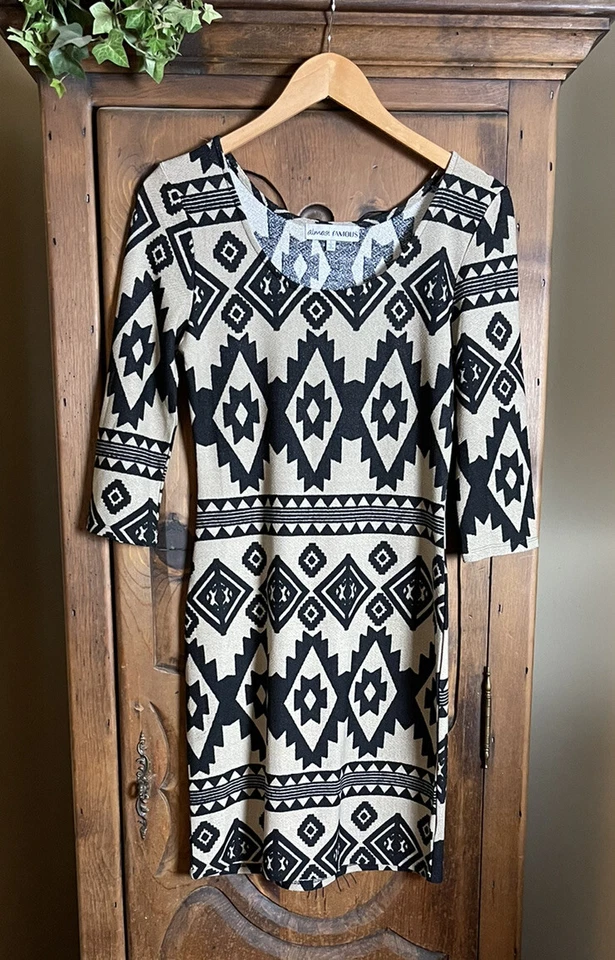 Vestido pulóver ajustado diseño azteca negro/beige L para mujer junior casi famoso Foto 1 de 4