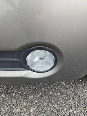 Used Cornering Light Assembly fits: 2005 Nissan Maxima Cornering side bumper mou - Image 1 of 4
