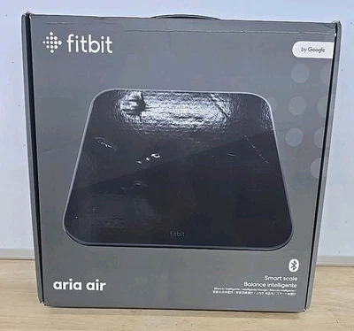 НОВЫЙ FITBIT ARIA ВОЗДУХА SMART МАСШТАБ БАЛАНС SMART FB203BK ЧЕРНЫЙ GOOGLE - Изображение 1 из 4