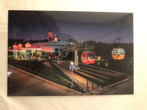 Disney Hollywood Studios Skyliner New Postcard - Picture 1 of 2